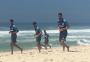 Após derrota para o Flamengo, Grêmio tem manhã de trabalhos físicos na praia