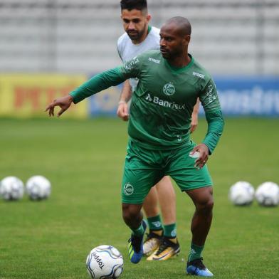  CAXIAS DO SUL, RS, BRASIL, 24/10/2018. Treino do Juventude no estádio Alfredo Jaconi. O Juventude está na Série B do Campeonato Brasileiro e joga contra o Sampaio Correa nesta sexta-feira 26/10, tentando afastar o fantasma do rebaixamento. Na foto, volante Amaral. (Porthus Junior/Agência RBS)