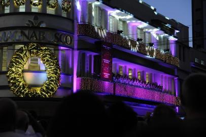  CAXIAS DO SUL, RS, BRASIL, 10/12/2017 - Loja Magnabosco promove concerto de natal. (MArcelo Casagrande/Agência RBS)