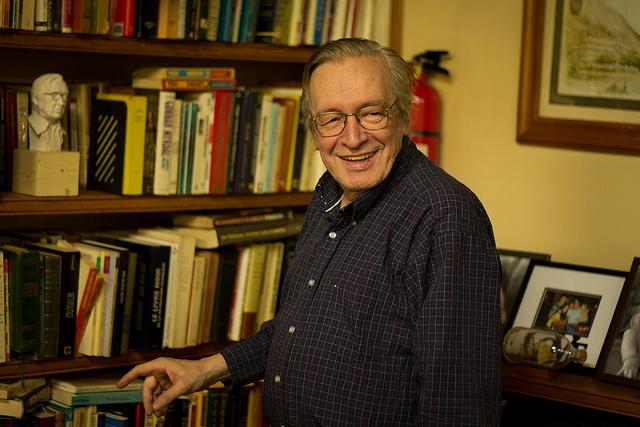 A revolta de pupilos contra o 'guru' Olavo de Carvalho