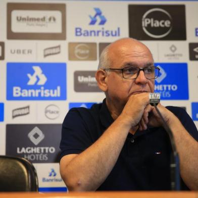  PORTO ALEGRE, RS, BRASIL - 2018.01.10 - Coletiva do Presidente do Grêmio, Romildo Bolzan Jr. (Foto: ANDRÉ ÁVILA/ Agência RBS)