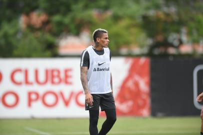 Atacante do Inter Jonatan Alvez