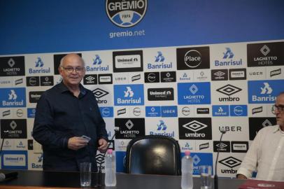  PORTO ALEGRE, RS, BRASIL, 29-11-2018. Em coletiva no CT Luiz Carvalho, Romildo Bolzan e Duda Kroeff anunciam confirmaçao de Renato Gaúcho no Grêmio. (ANDRÉ ÁVILA/Agência RBS_