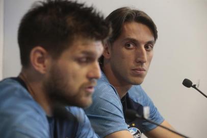  PORTO ALEGRE, RS, BRASIL, 29-11-2018. No CT Luiz Carvalho,Kannemann e Geromel fazem coletiva após renovação de contrato do técnico Renato Gaúcho com o time. (ANDRÉ ÁVILA/Agência RBS_