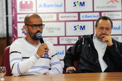  CAXIAS DO SUL, RS, BRASIL, 30/11/2018. Apresentação do novo técnico da SER Caxias, Pingo, e da sua comissão técnica, no salão nobre do clube. (Porthus Junior/Agência RBS)