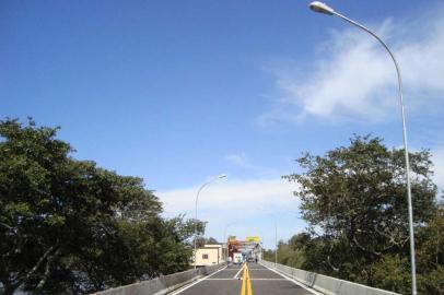 Obras da ponte do Fandango