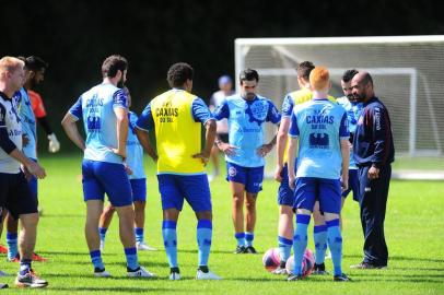  CAXIAS DO SUL, RS, BRASIL, 04/12/2018. Treino da SER Caxias no CT. O Caxias está se preparando para o Gauchão 2019. Na foto, técnico Pingo. (Porthus JUnior/Agência RBS)