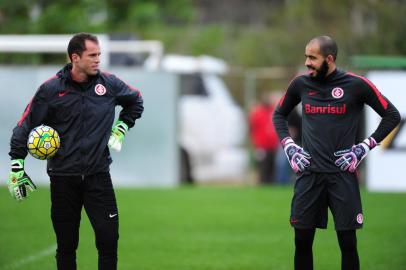  PORTO ALEGRE, RS, BRASIL - 15-07-2016 - A novidade do treino do Inter nesta sexta-feira foi Marcelo Lomba. O goleiro contratado do Bahia trabalhou pela primeira vez com os companheiros no CT Parque Gigante nesta manhã. (FOTO: FÉLIX ZUCCO/AGÊNCIA RBS)