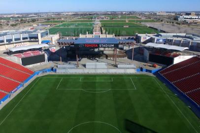 Estádio do Dallas F.C., futuro clube de Bressan