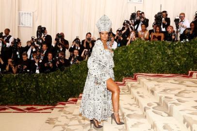 Foto: AFP636613313473621456-EPA-USA-MET-GALA-RED-CARPET-99696867Importação Donnahttp://