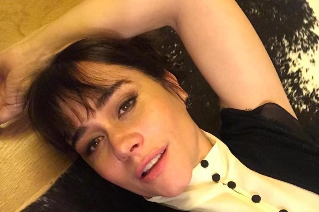 Aos 47 anos, Alessandra Negrini posta foto nua e recebe elogios no  Instagram | Donna