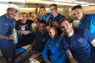  Delegação do Boca Juniors desembarca na cidade de Madri para a final da Libertadores