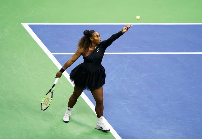 Serena Williams responde à proibição do uniforme com tutu de bailarina