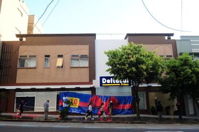  CAXIAS DO SUL, RS, BRASIL. 07/12/2018Antigo prédio do Shooping Triches agora será  ocupado pela DeltaSul. (Antonio Valiente/Agência RBS)