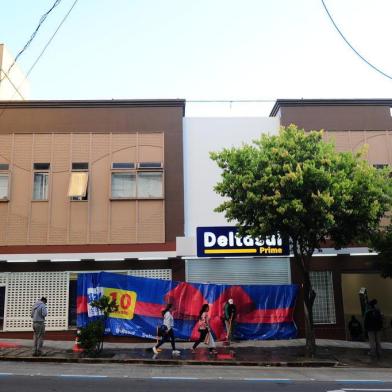  CAXIAS DO SUL, RS, BRASIL. 07/12/2018Antigo prédio do Shooping Triches agora será  ocupado pela DeltaSul. (Antonio Valiente/Agência RBS)