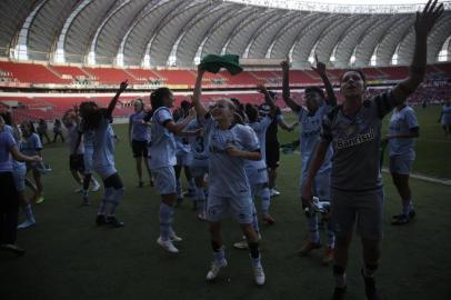  PORTO ALEGRE, RS, BRASIL, 09/12/2018 - Gre-Nal feminino. (FOTOGRAFO: ANDRÉ ÁVILA / AGENCIA RBS)