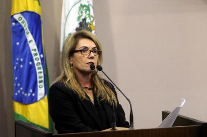  CAXIAS DO SUL, RS, BRASIL, 16/04/2018.  Sessão de julgamento do processo de impeachment do prefeito de Caxias do Sul, Daniel Guerra (PRB), na Câmara de Vereadores. NA FOTO: Paula Ioris. (Marcelo Casagrande/Agência RBS)