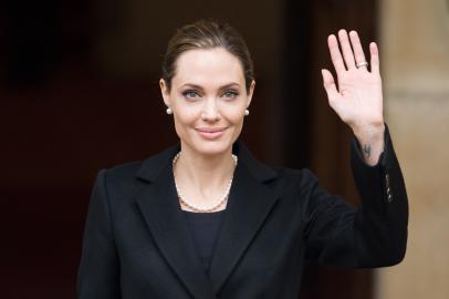 angelina jolieImportação Donnahttp://cdn.revistadonna.clicrbs.com.br/wp-content/uploads/