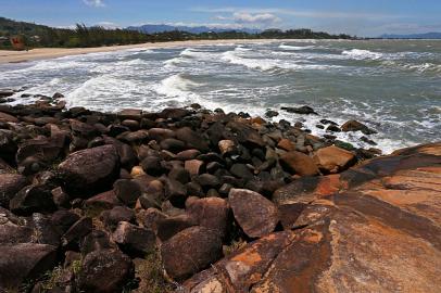 Praia da Gamboa. Foto: Charles Guerra00985ffcImportação Donnahttp://cdn.revistadonna.cl