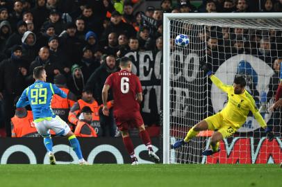 Alisson, liverpool, napoli