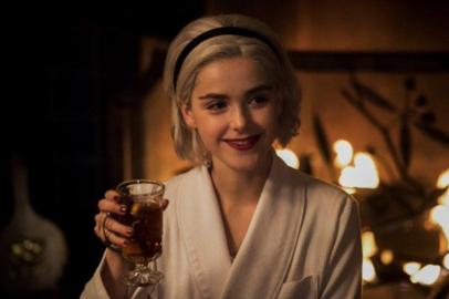 O Mundo Sombrio de Sabrina , Um Conto de Inverno , episódio especial , episódio de natal, Kiernan Shipka, sabrina spellman