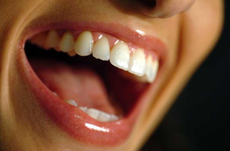 Dor na mandíbula pode comprometer a fala, a mastigação e até o sorriso