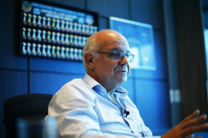  PORTO ALEGRE, RS, BRASIL, 12-12-2018: Entrevista com o presidente do Grêmio, Romildo Bolzan Júnior, em sua sala na Arena (FOTO FÉLIX ZUCCO/AGÊNCIA RBS, Editoria de Esportes).