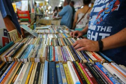  PORTO ALEGRE - BRASIL - Último final de semana da Feira do Livro de Porto Alegre. (FOTO: LAURO ALVES)