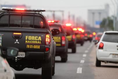  PORTO ALEGRE, RS, BRASIL 28/08/2016 - Força Nacional chega a Porto Alegre. (FOTO: JÚLIO CORDEIRO/AGÊNCIA RBS).