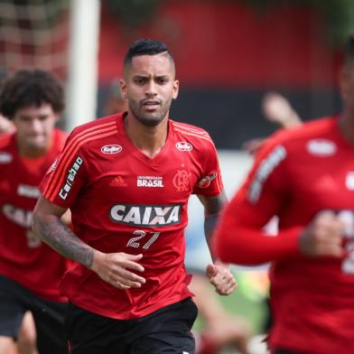 Volante Rômulo do Flamengo