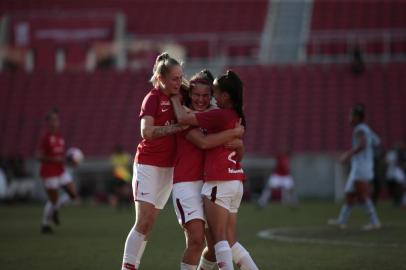  PORTO ALEGRE, RS, BRASIL, 09/12/2018 - Gre-Nal feminino. (FOTOGRAFO: ANDRÉ ÁVILA / AGENCIA RBS)