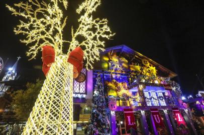  GRAMADO, RS, BRASIL (23/12/2018)Natal Luz de Gramado - Decoracao da Cidade.(Cleiton Thiele/SerraPress)Indexador: CLEITON THIELE