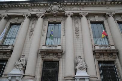  PORTO ALEGRE-RS- BRASIL- 31/12/2018- Posse de Eduardo Leito ao Governo do Estado. Palácio piratiní já está decorado para a solenidade de posso de Eduardo leite.   FOTO FERNANDO GOMES/ ZERO HORA.