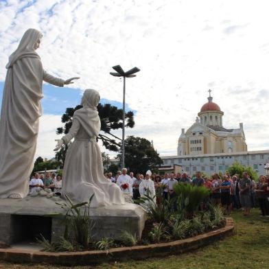 Reinauguração de imagem de Nossa Senhora de Caravaggio, em Farroupilha