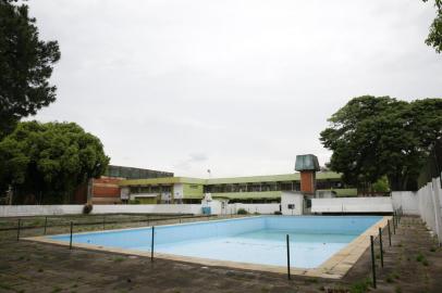  PORTO ALEGRE, RS, BRASIL - Blitz nas piscinas públicas da capital. Na imagem a piscina do Centro da Comunidade Parque Madepinho (CECOPAM).Indexador: Jefferson Botega