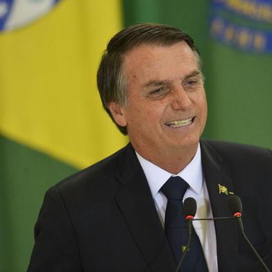 Jair Bolsonaro discursa na cerimônia de posse dos novos presidentes do Banco do Brasil, da Caixa e do BNDES