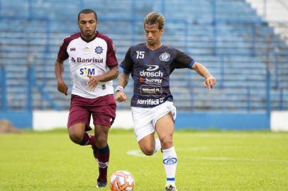 O Caxias enfrentou o Aimoré, em São Leopoldo, num amistos visando o Gauchão 2019.