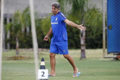  PORTO ALEGRE, RS, BRASIL, 08-01-2019: Grêmio faz treino em sua pré-temporada, no CT Presidente Luiz Carvalho. Na foto, o técnico Renato Portaluppi (FOTO FÉLIX ZUCCO/AGÊNCIA RBS, Editoria de Esportes).