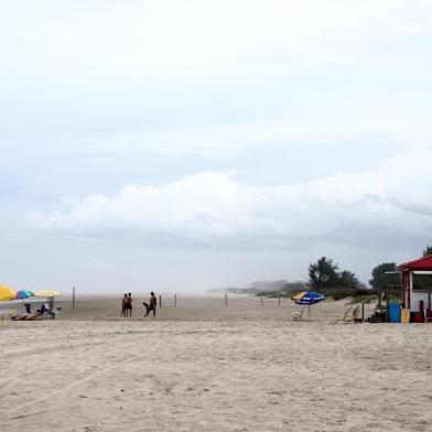  TORRES, RS, BRASIL, 09-01-2019:  Praia Paraíso. O local está citado no projeto de viabilização de um porto marítimo em Torres, conforme projeto apresentado pelo engenheiro, ex-deputado federal e ex-prefeito de Passo Fundo, Fernando Machado Carrion.  (CARLOS MACEDO/ AGÊNCIA RBS)