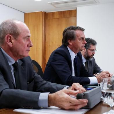 (BrasÃ­lia - DF, 10/01/2019) Presidente da RepÃºblica, Jair Bolsonaro durante reuniaÌo sobre as tratativas para o acordo entre Embraer e Boeing.Foto:Isac Nóbrega/PR