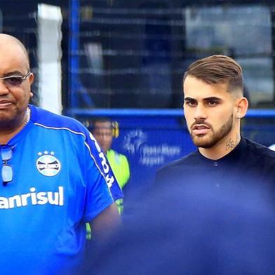  PORTO ALEGRE -RS - BR - 11.01.2018Chegada do joagador Vizeu, novo atacante do Grêmio.FOTÓGRAFO: TADEU VILANI - AGÊNCIARBS