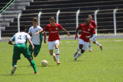  Inter foi goleado por 4 a 0 para o Guarani, pela Copa São Paulo de Futebol Júnior.