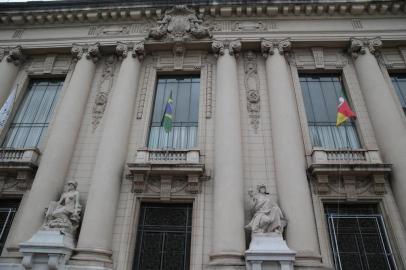  PORTO ALEGRE-RS- BRASIL- 31/12/2018- Posse de Eduardo Leito ao Governo do Estado. Palácio piratiní já está decorado para a solenidade de posso de Eduardo leite.   FOTO FERNANDO GOMES/ ZERO HORA.