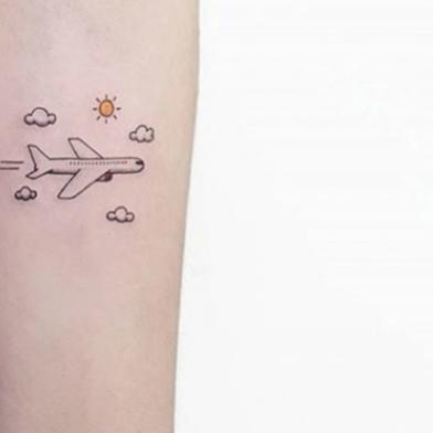 avião tattooImportação Donnahttp://cdn.revistadonna.clicrbs.com.br/wp-content/uploads/20