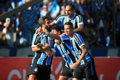  CAXIAS DO SUL, RS, BRASIL - 12-04-2015 - Gauchão - Semifinal - Juventude x Grêmio no estádio Alfredo Jaconi, em Caxias.(FOTO:FERNANDO GOMES/AGÊNCIA)Jogador Giuliano abre o placar, Juventude 0x1 Grêmio