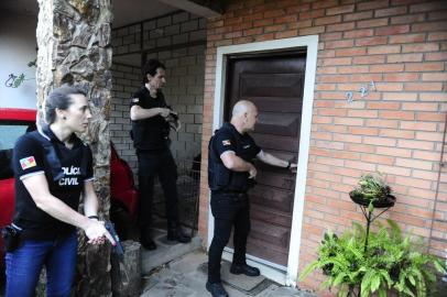  PORTO ALEGRE, RS, BRASIL, 15/01/2019- Fraude no Detran alterou dados de mais de 300 carros no RS.Polícia Civil desencadeou operação nesta terça-feira (15) para combater esquema criminoso.(FOTOGRAFO: RONALDO BERNARDI / AGENCIA RBS)