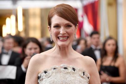 HOLLYWOOD, CA - FEBRUARY 22: Actress Julianne Moore attends the 87th Annual Academy Awards