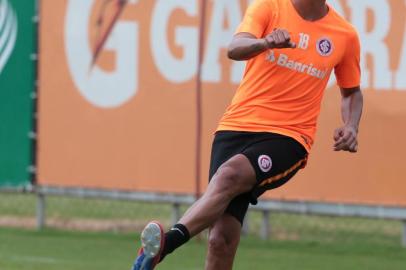  PORTO ALEGRE, RS, BRASIL, 24/01/2019- Treino do Inter que ocorreu nesta manhã. Na foto- Rodrigo Lindoso (FOTOGRAFO: FERNANDO GOMES / AGENCIA RBS)