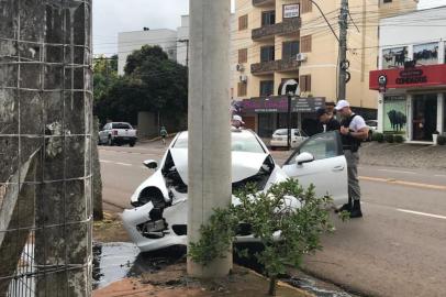 Acidente de carro em Lajeado