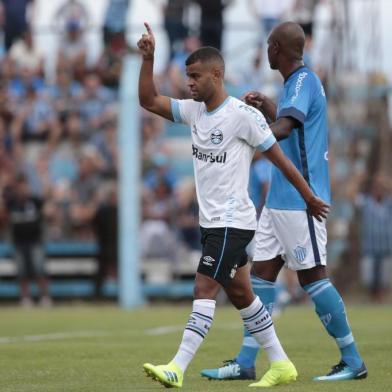 NOVO HAMBURGO,  RS, BRASIL, 20/01/2019- Novo Hamburgo x Grêmio: jogo da primeira rodada do Gauchão 2019.Na foto- Alisson. (FOTOGRAFO: ANDRÉ ÁVILA / AGENCIA RBS)